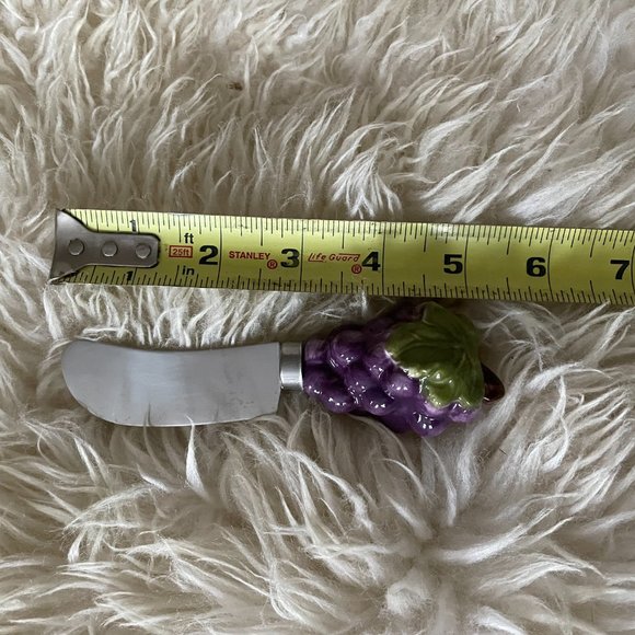 NWOT Porcelain Repousse Handle Stainless Butter Spreader 5 1/2" - Picture 2 of 7